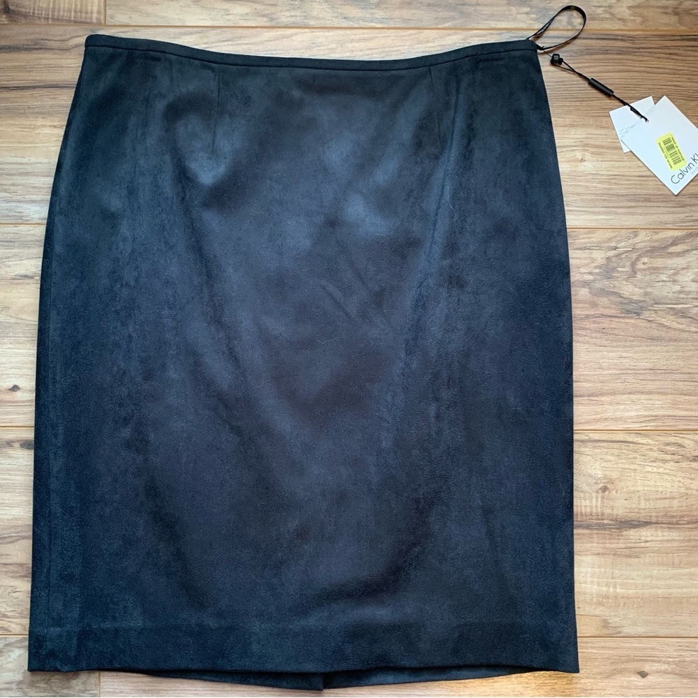 NWT - Calvin Klein Faux Suede Skirt - Black - Size 12
